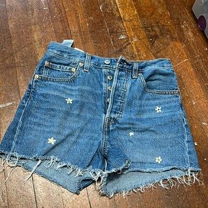 Levi’s ribcage shorts with embroidered flowers